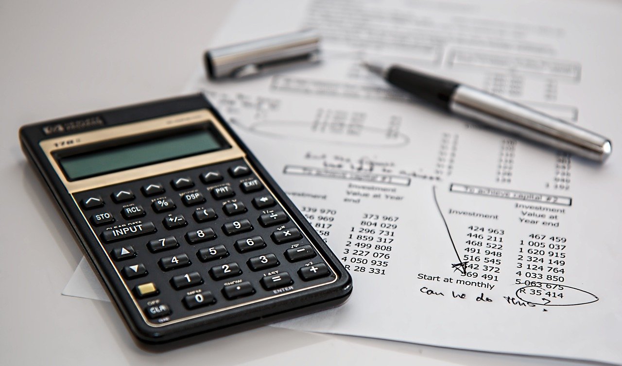 calculator-385506_1280 (1)